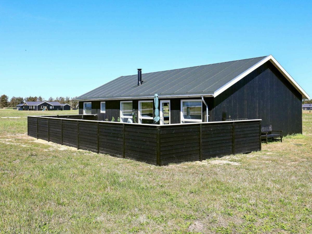 6 Person Holiday Home In L Kken Lokken Exterior photo