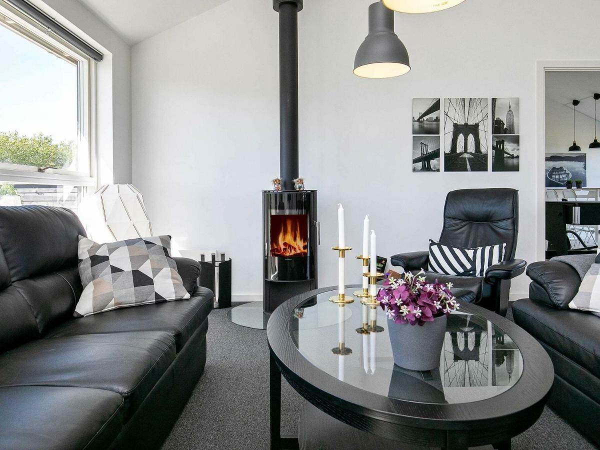 6 Person Holiday Home In L Kken Lokken Exterior photo